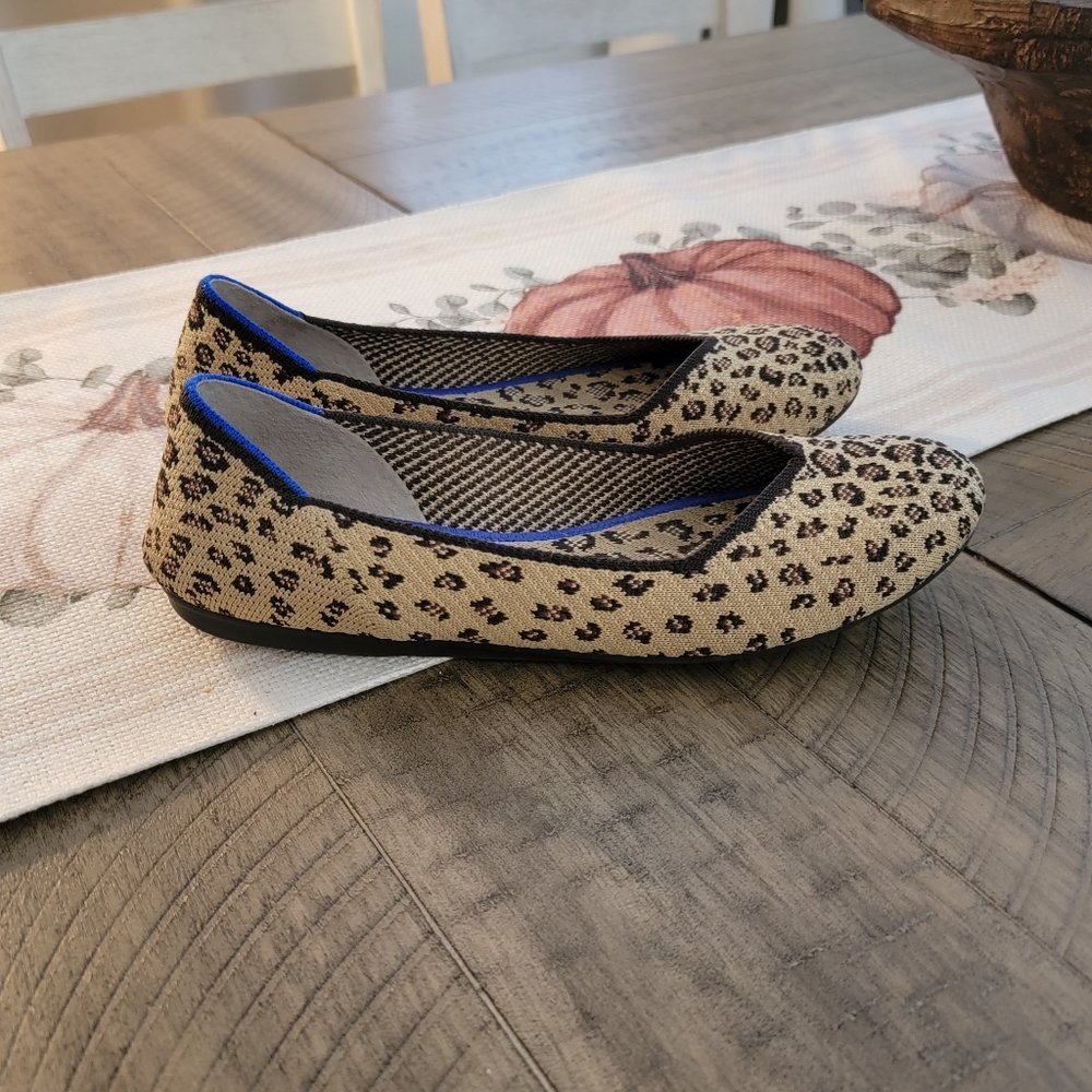 Rothys Leopard Print Flat Shoe's Size 9W